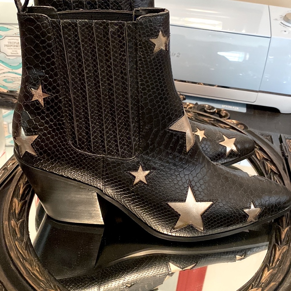 Betsey Johnson Leather Izak Star Booties